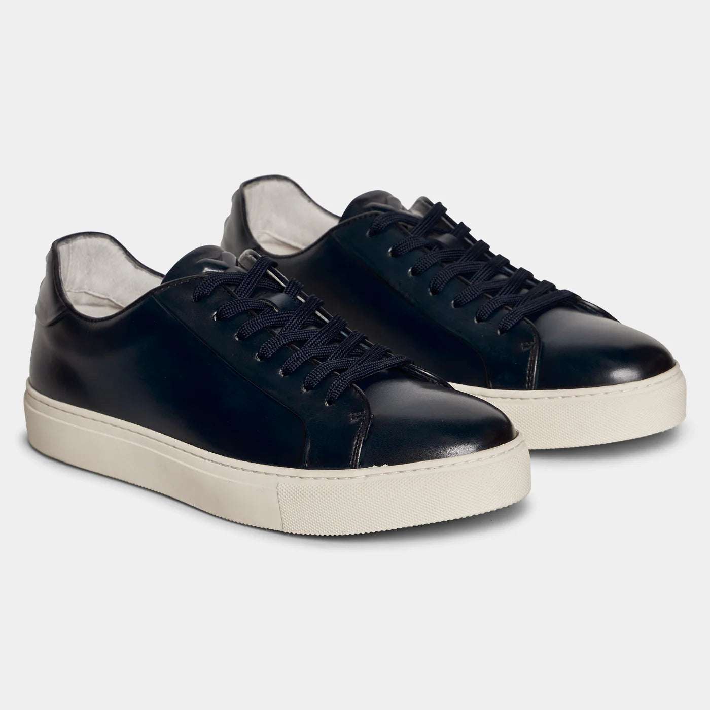 TGA LAB SNEAKERS