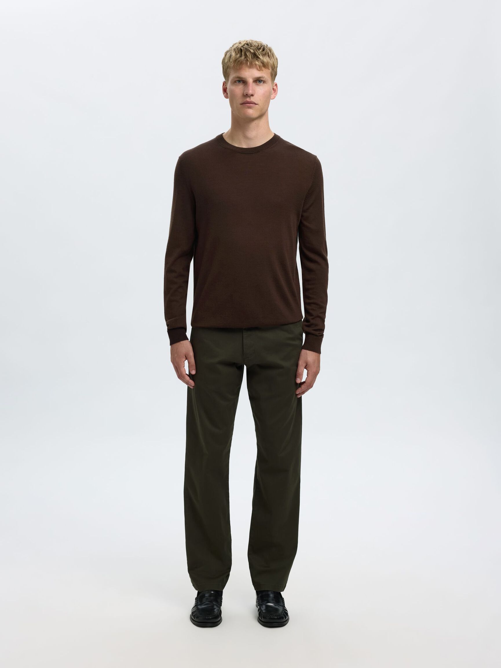 100% MERINOULD CREW NECK JUMPER
