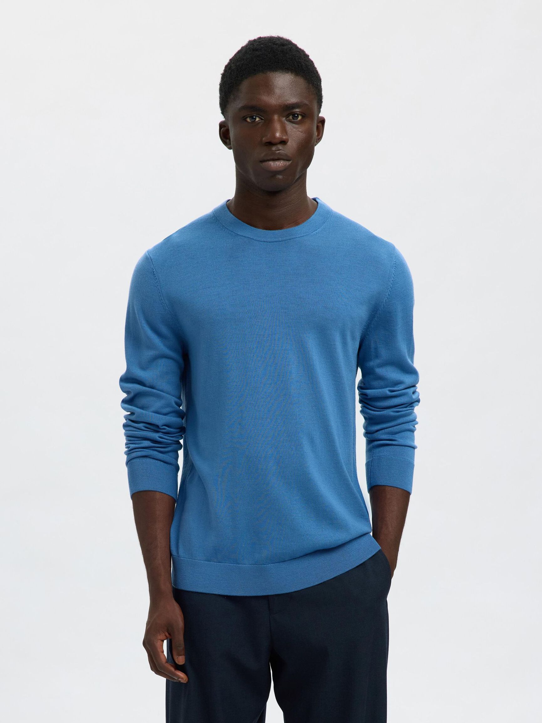 100% MERINOULD CREW NECK JUMPER