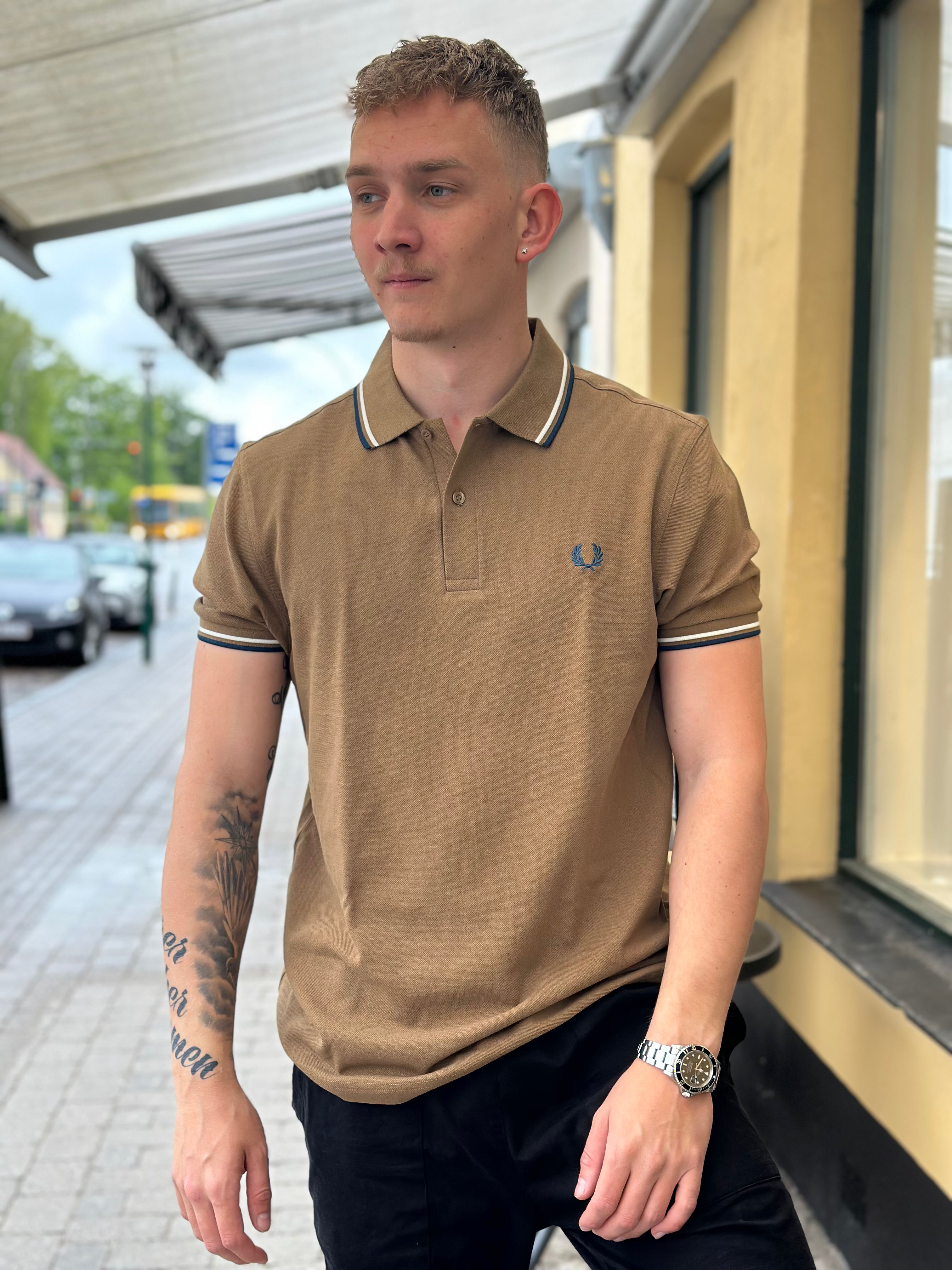 TWIN TIPPED POLO SHIRT