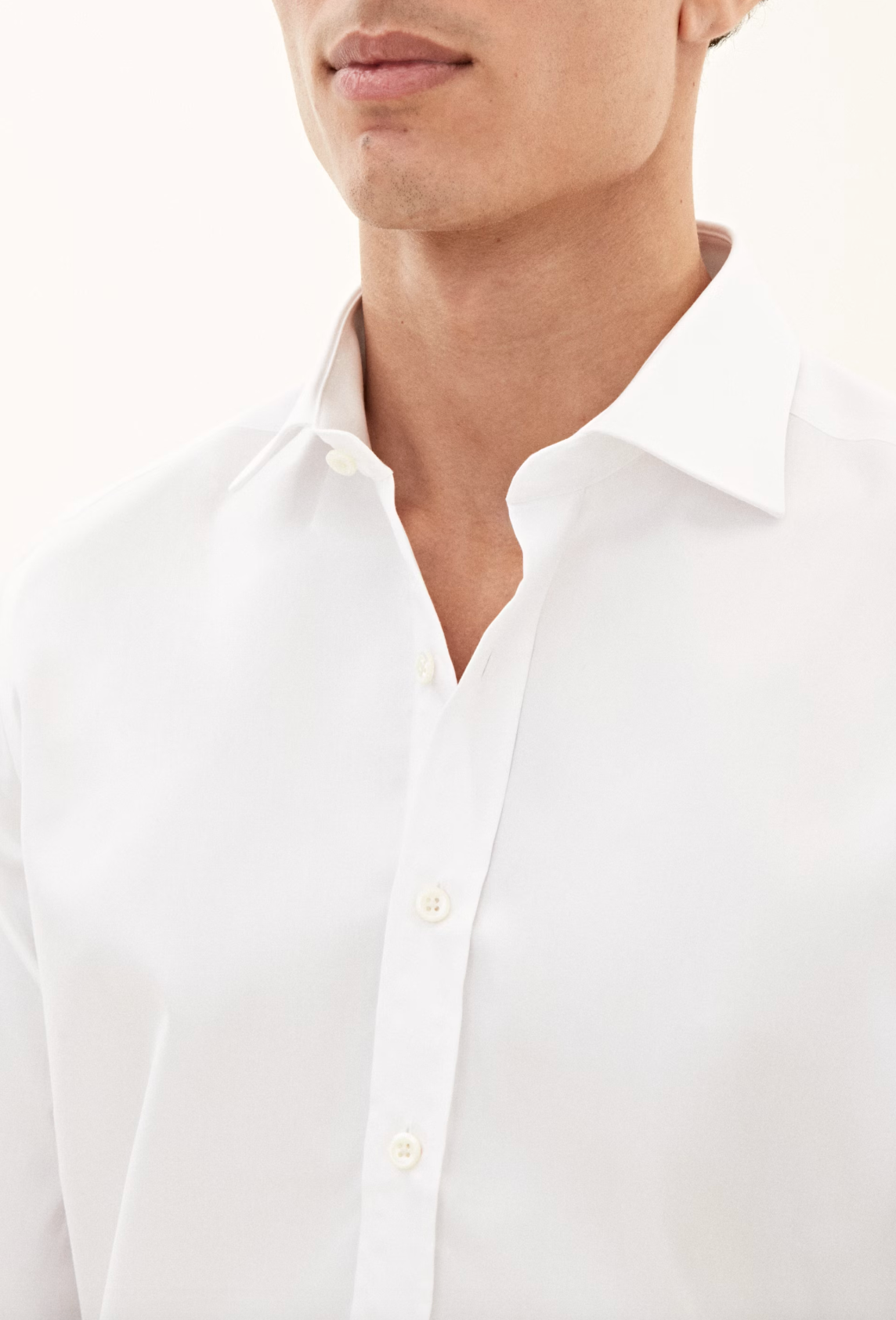 SLIM FIT CUT AWAY NON IRON