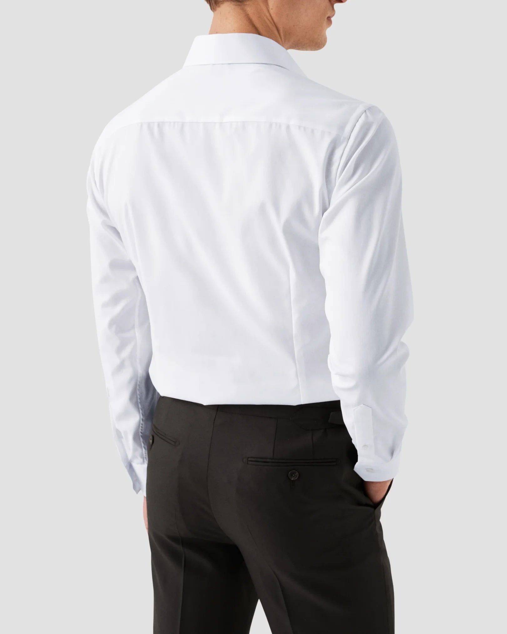 SIGNATURE TWILL SHIRT / SLIM FIT / EXTREME CUT AWAY FLIP