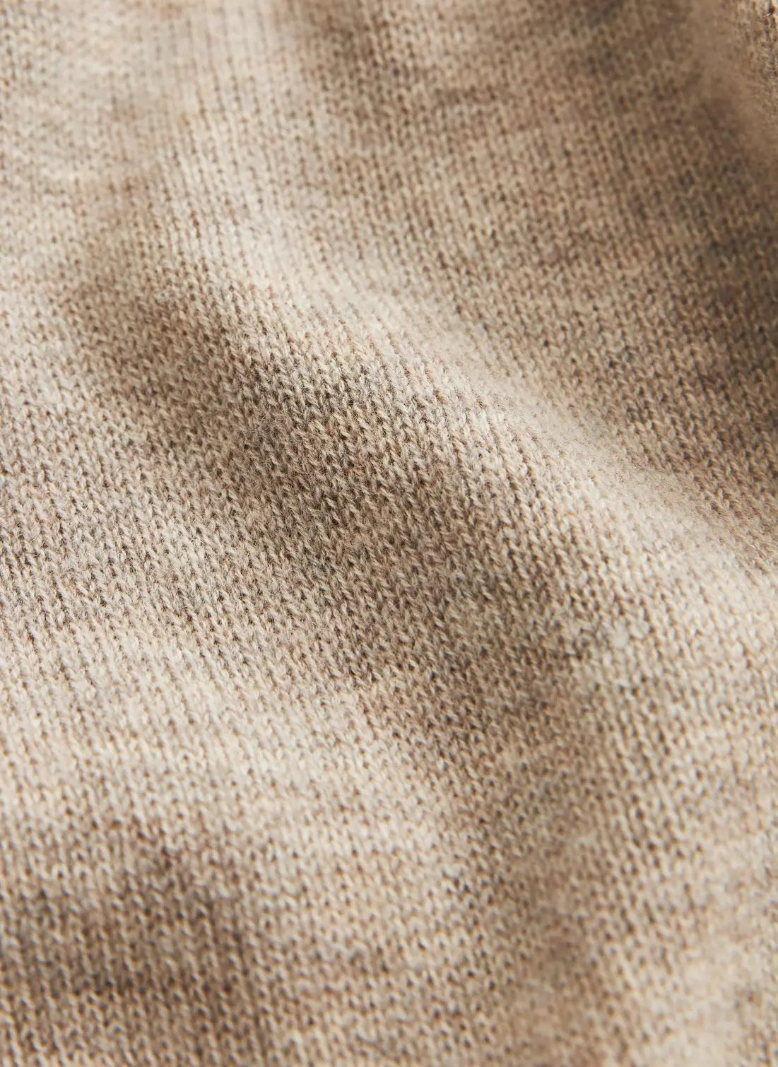 HERTFORD BUTTON 100% MERINO CARDIGAN