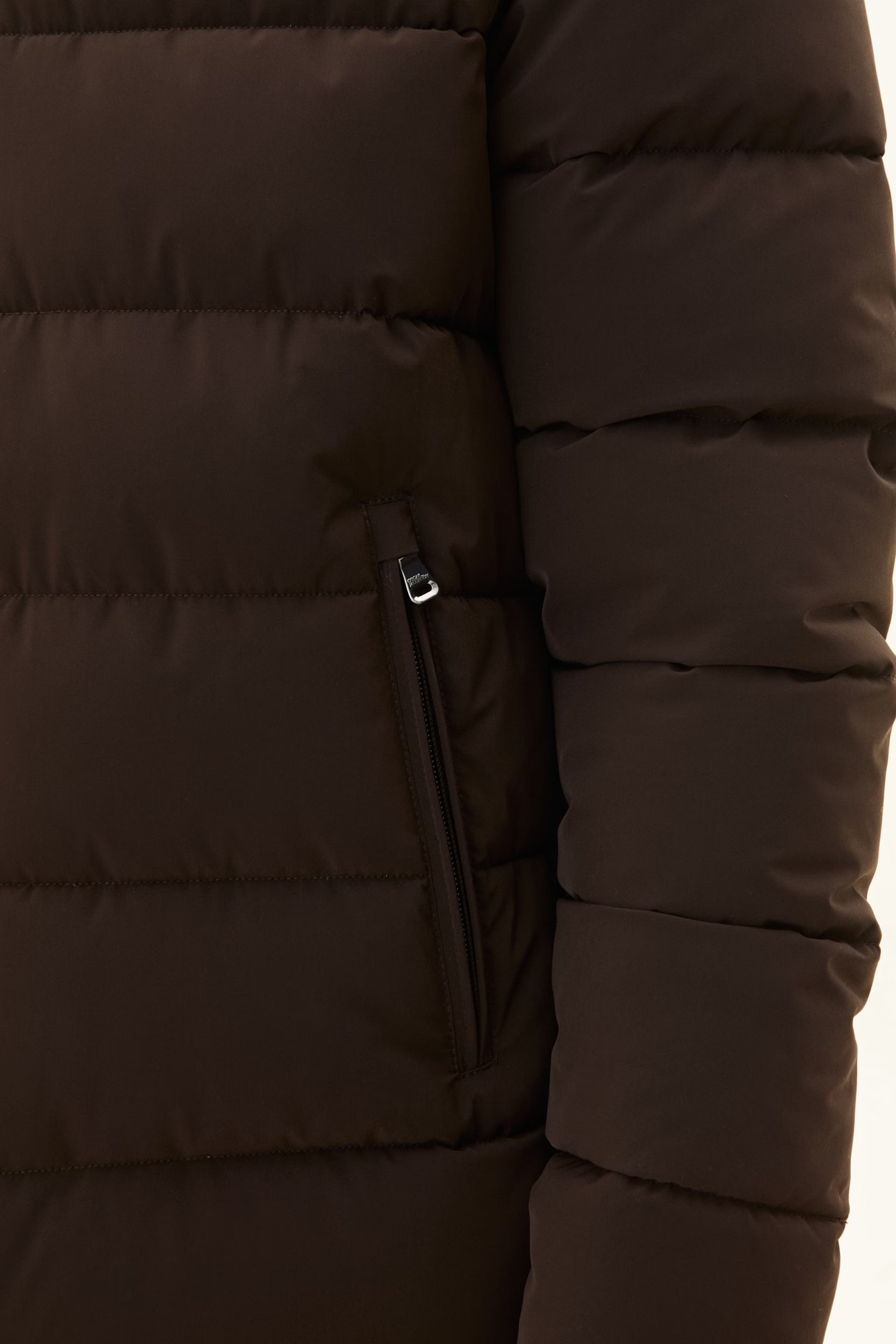 HOODED PUFFER VIND- OG VANDAFVISENDE JAKKE