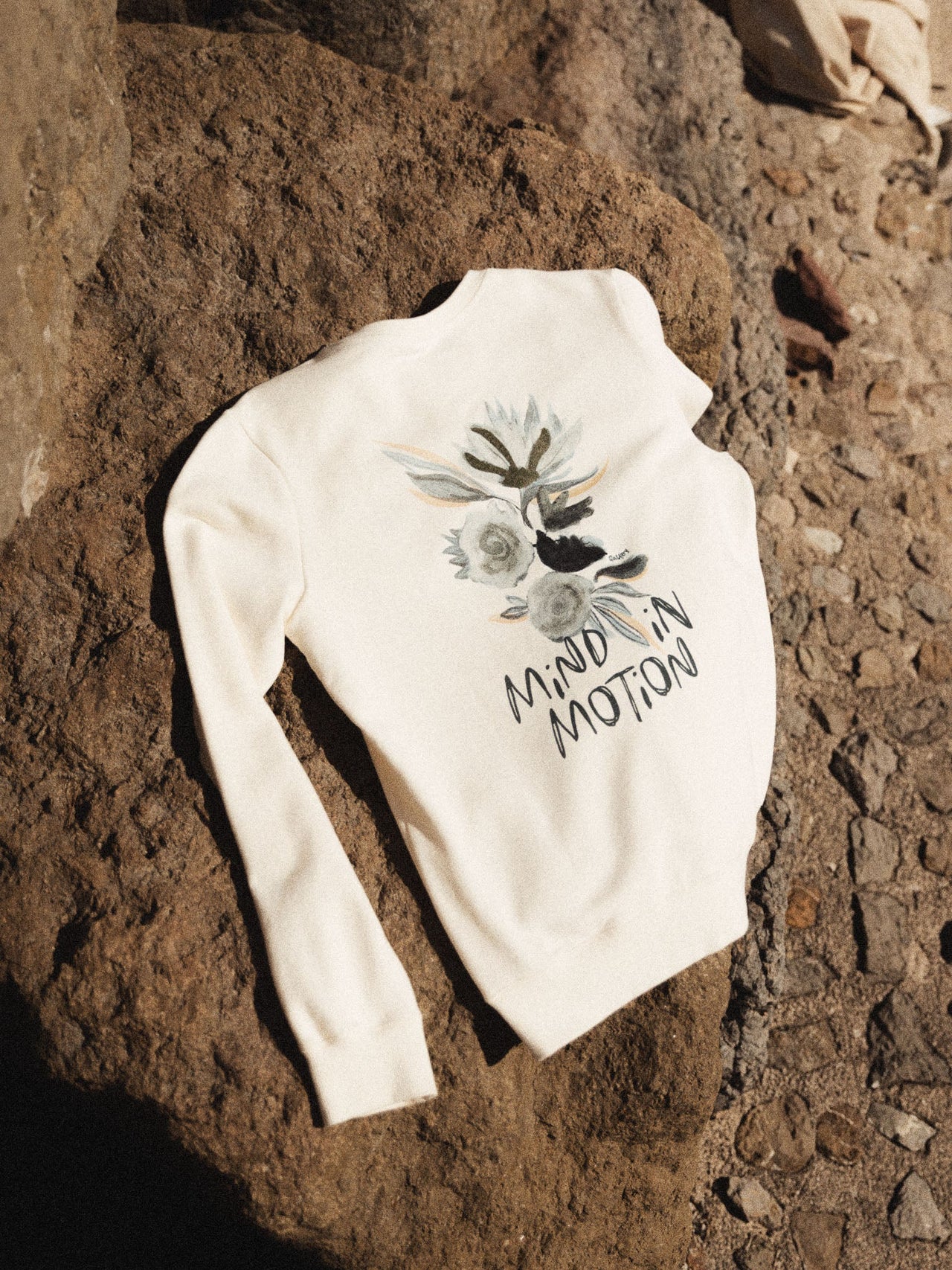 MMGMOTION CREW NECK SWEATSHIRT