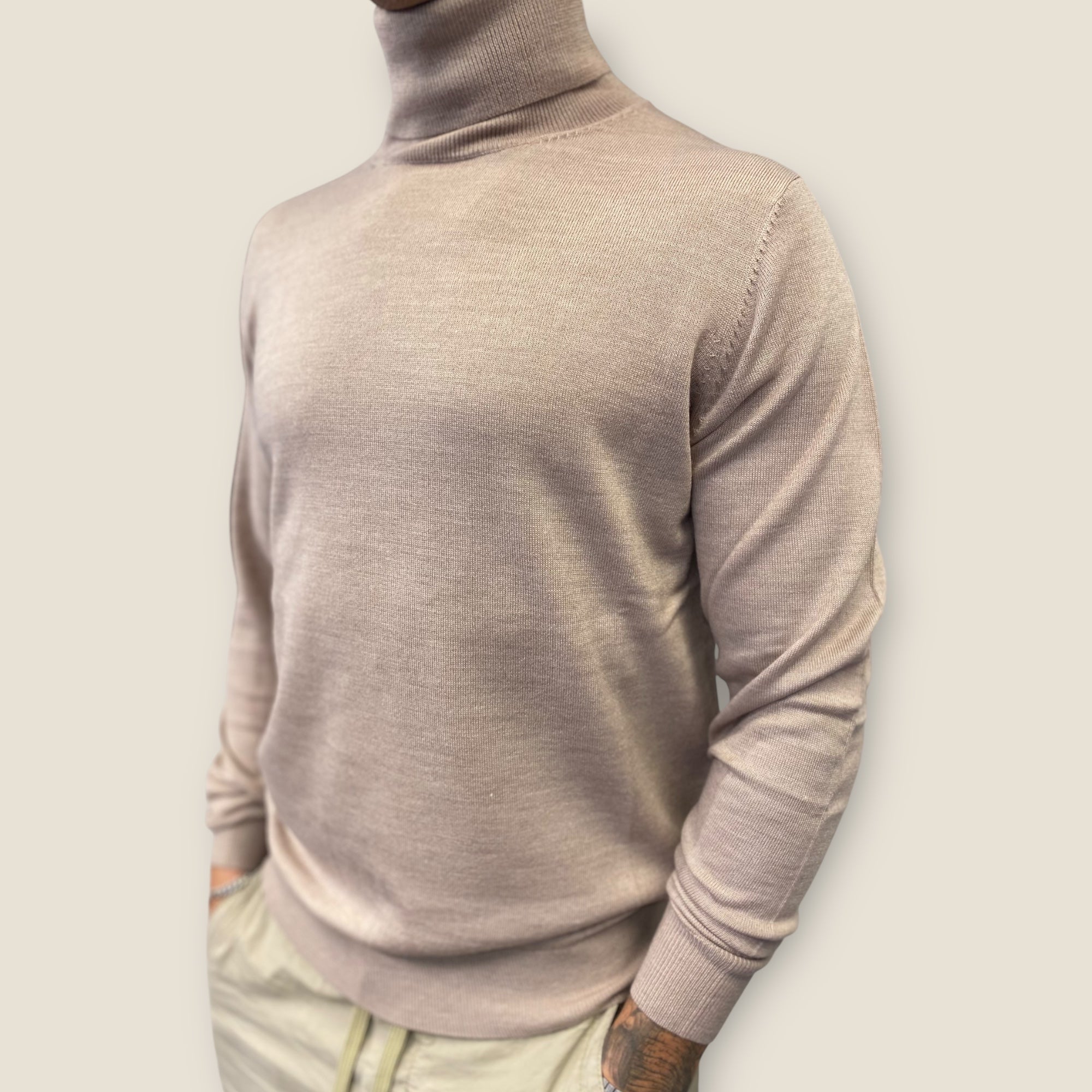 ROLL NECK EKSTRA FIN MERINO ULD