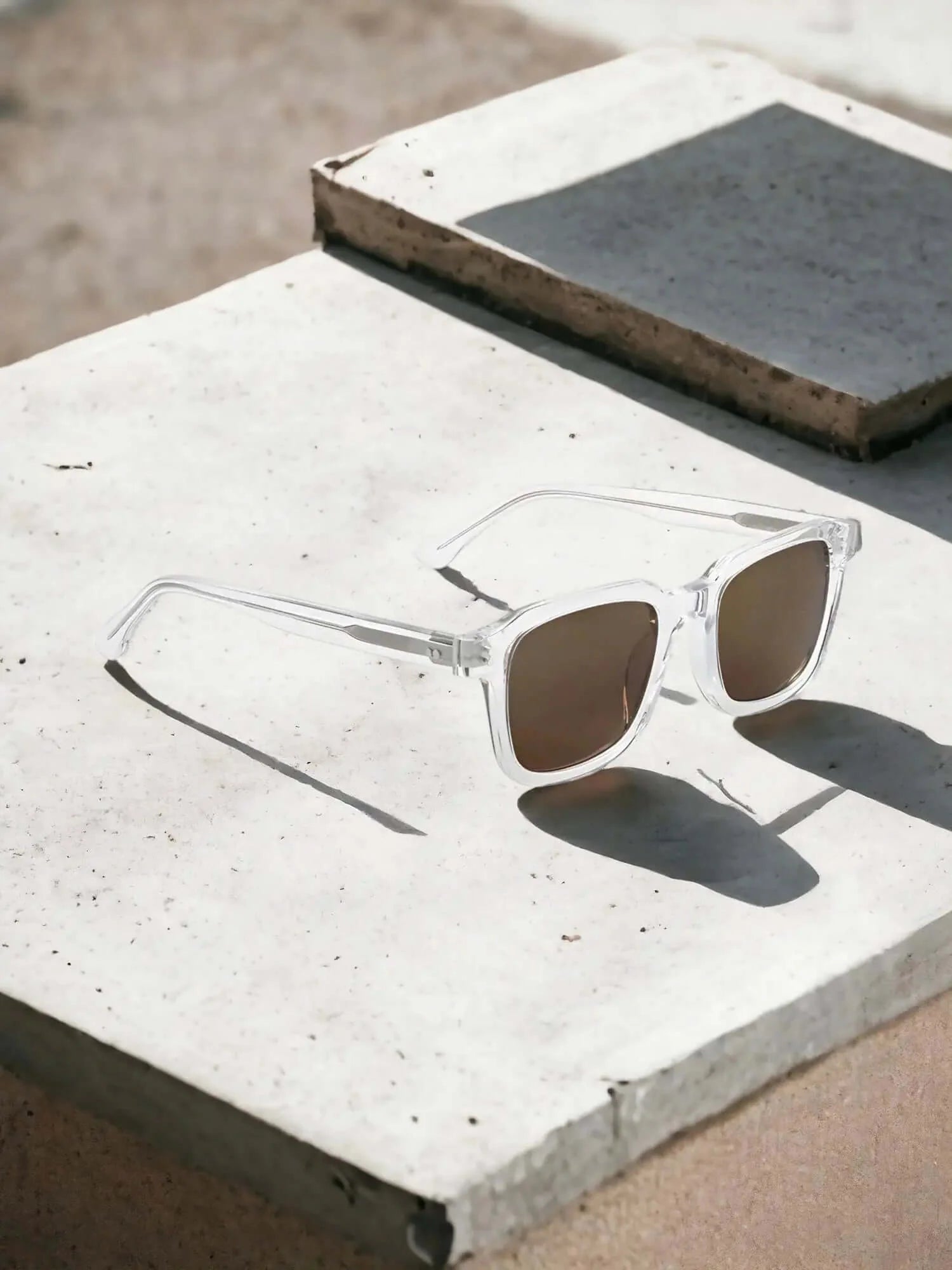 OWK Diego | Transparent Brown