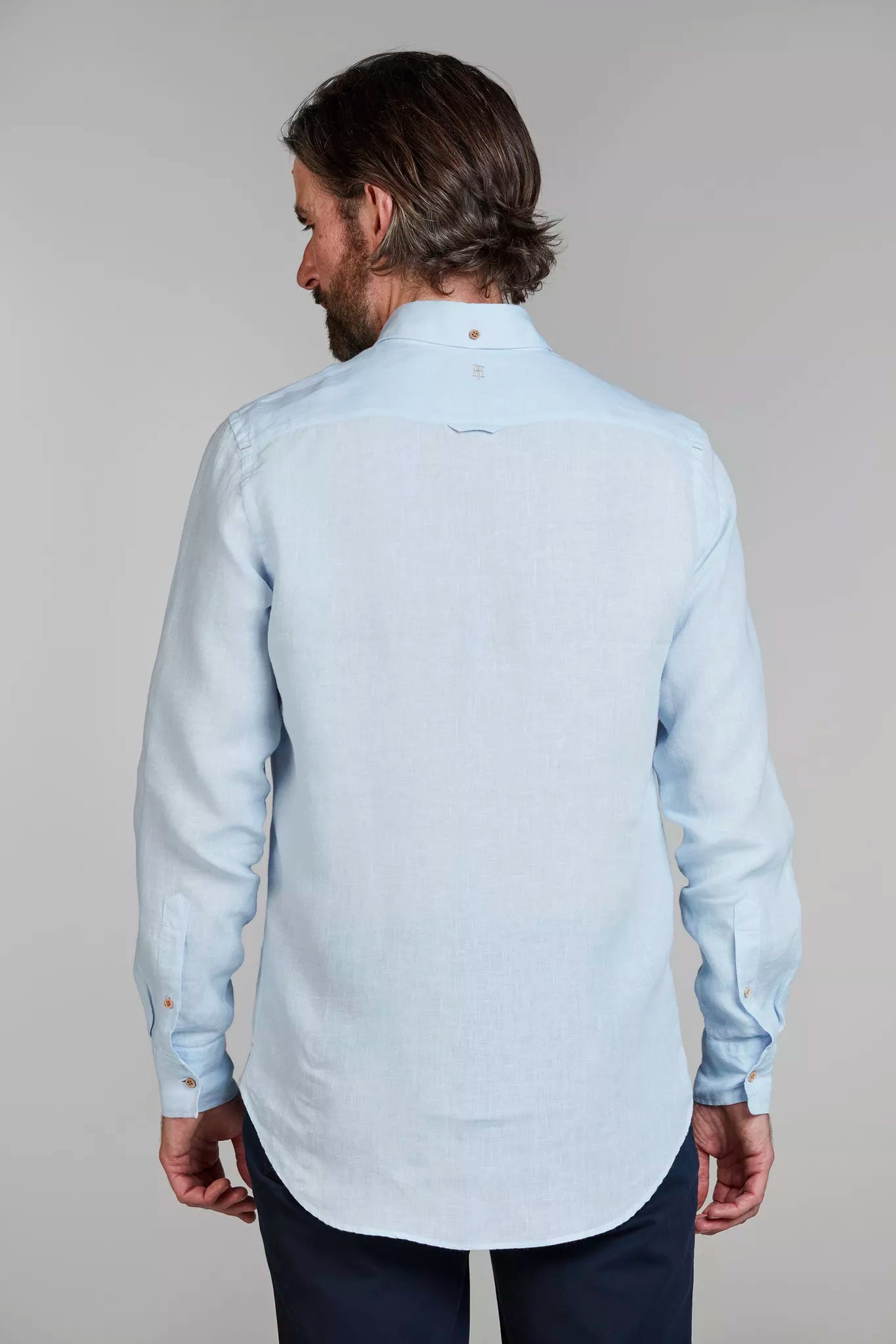 CLASSIC LINEN SHIRT