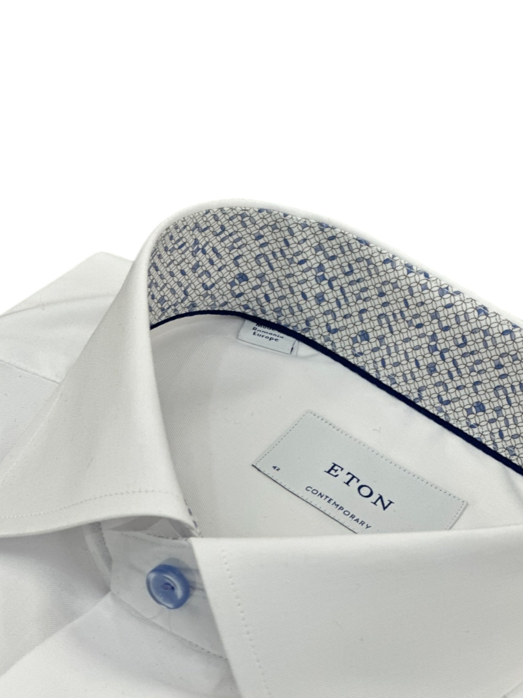 GEOMETRIC EFFECT SIGNATURE SKJORTE / SLIM