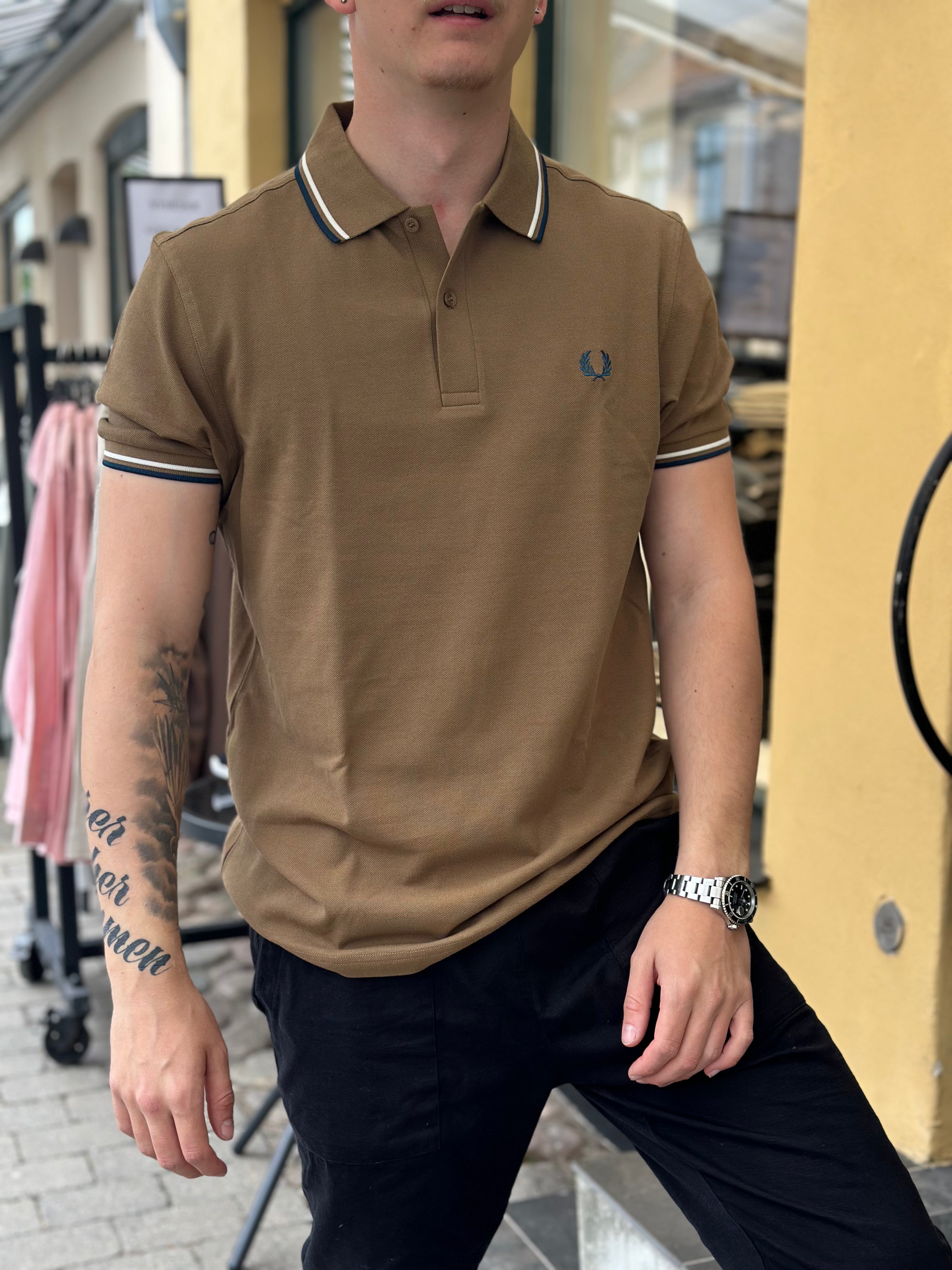 TWIN TIPPED POLO SHIRT