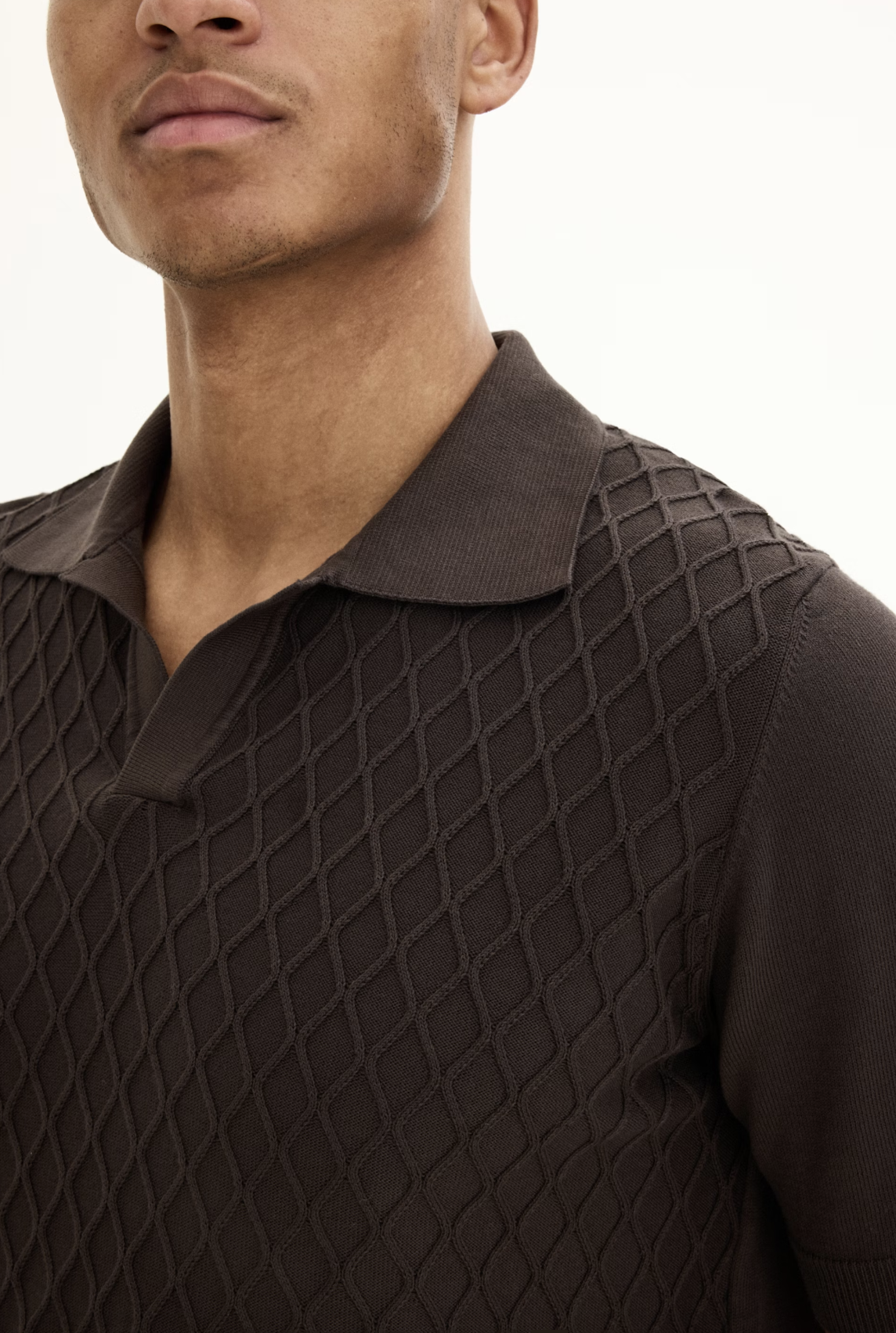 MIRZA KABELSTRIKKET POLOSHIRT