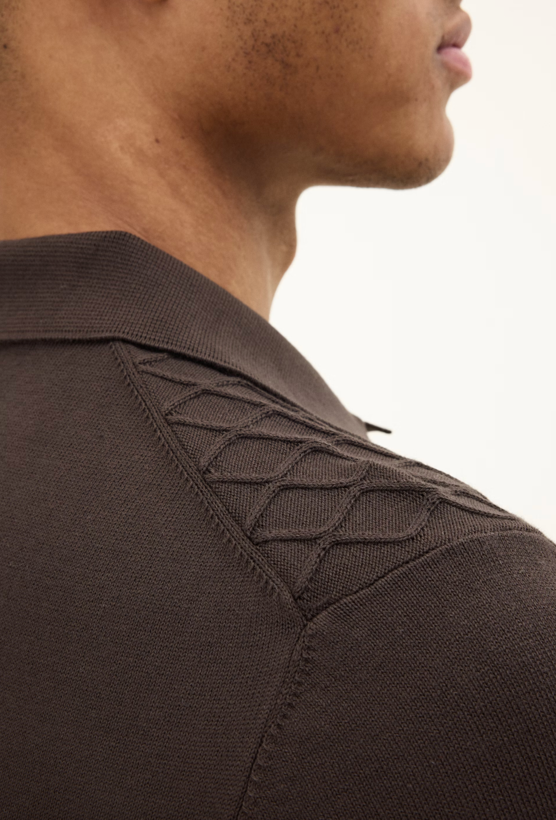 MIRZA KABELSTRIKKET POLOSHIRT