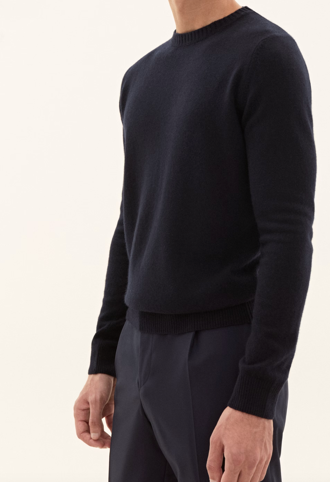 VALTER ROUNDNECK STRIK