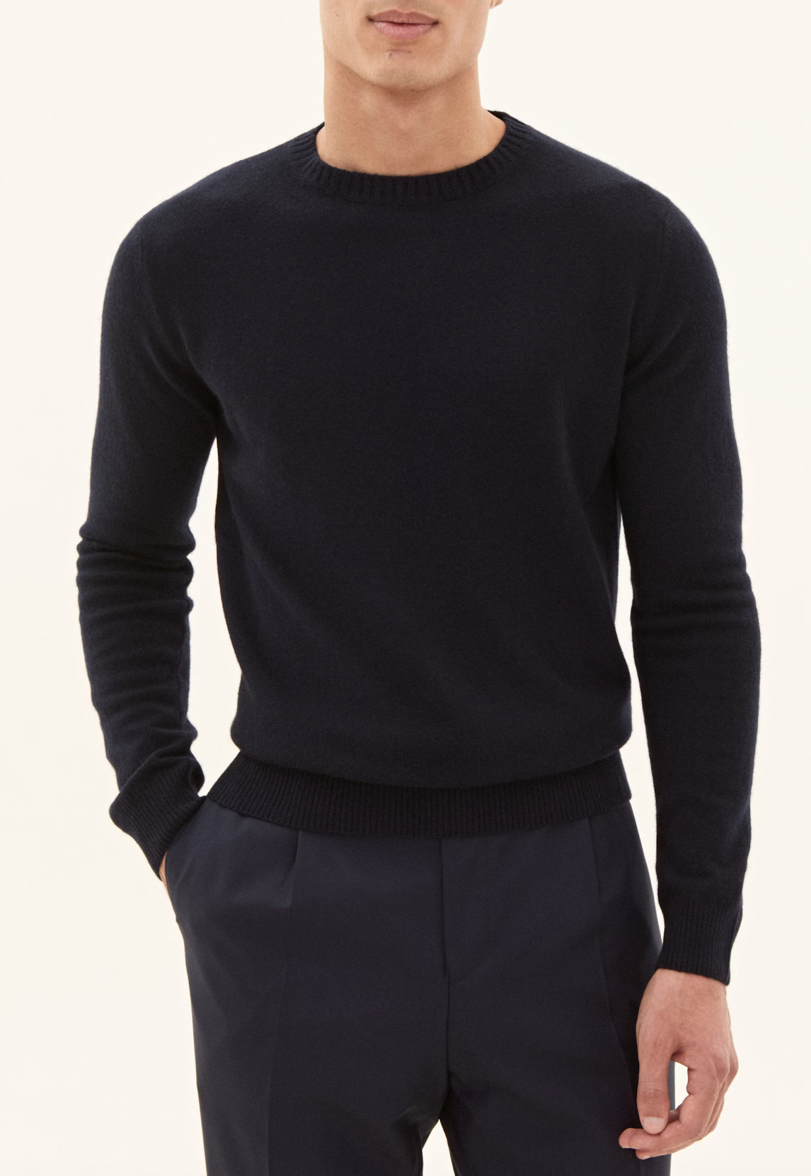 VALTER ROUNDNECK STRIK