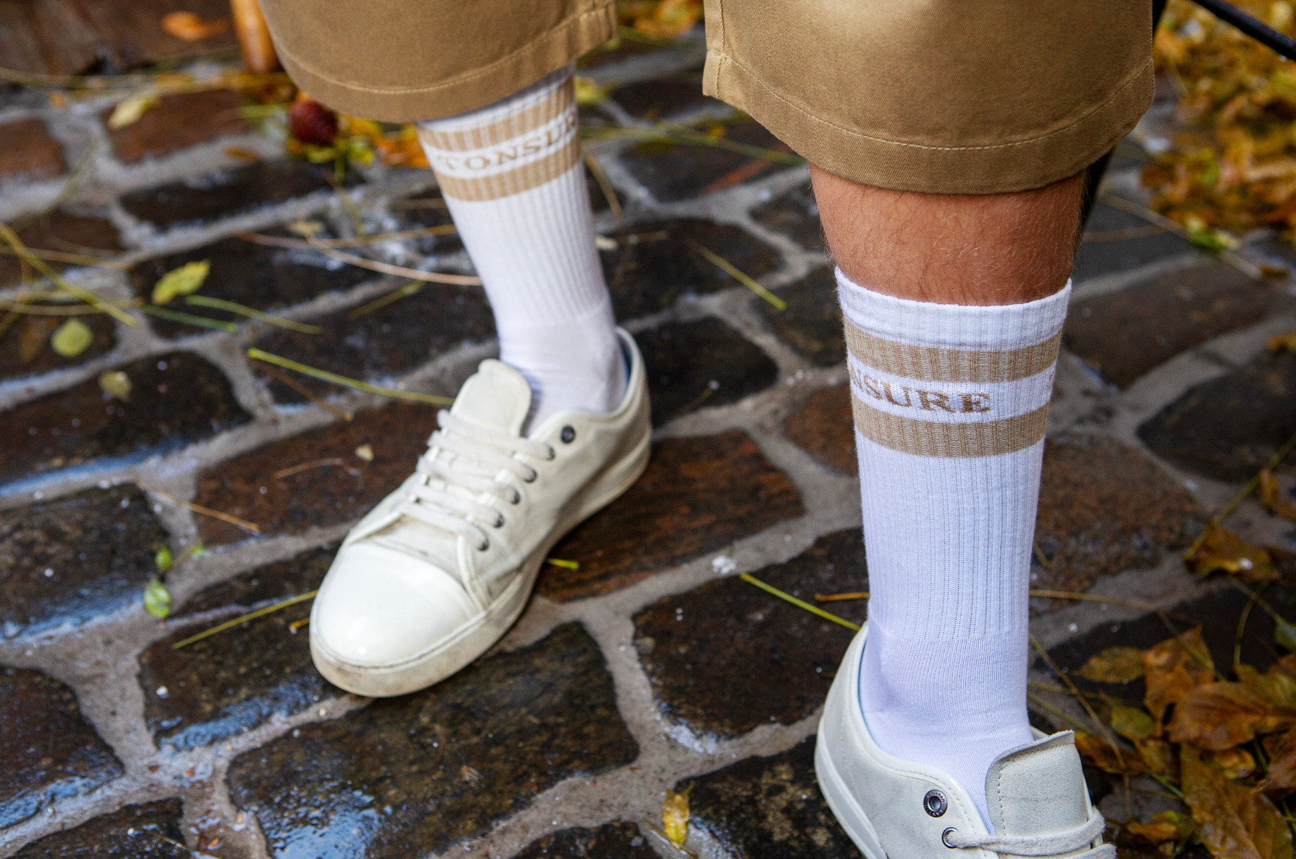 TONSURE SOCKS