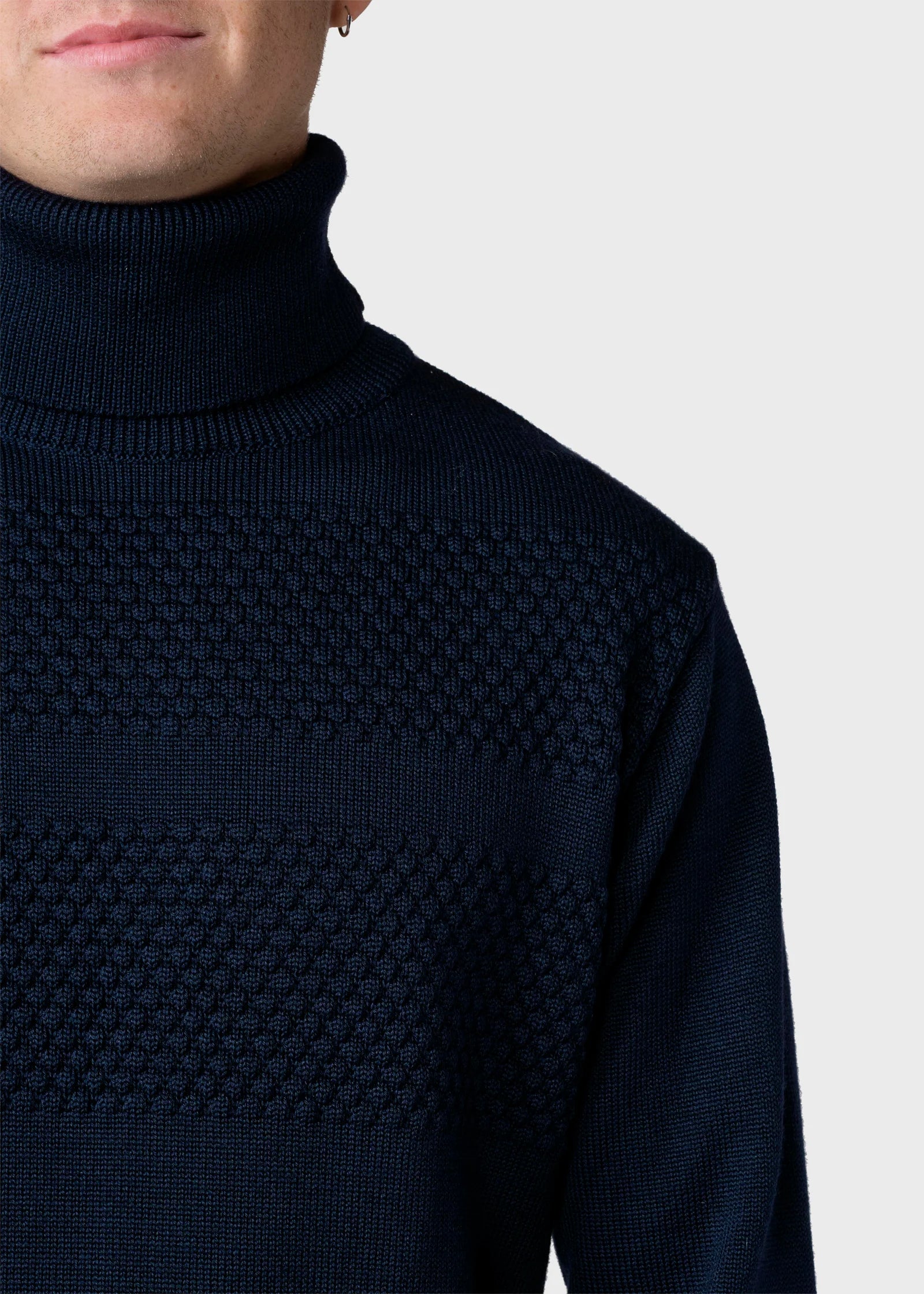 THORVALD KNIT RULLEKRAVE - NAVY