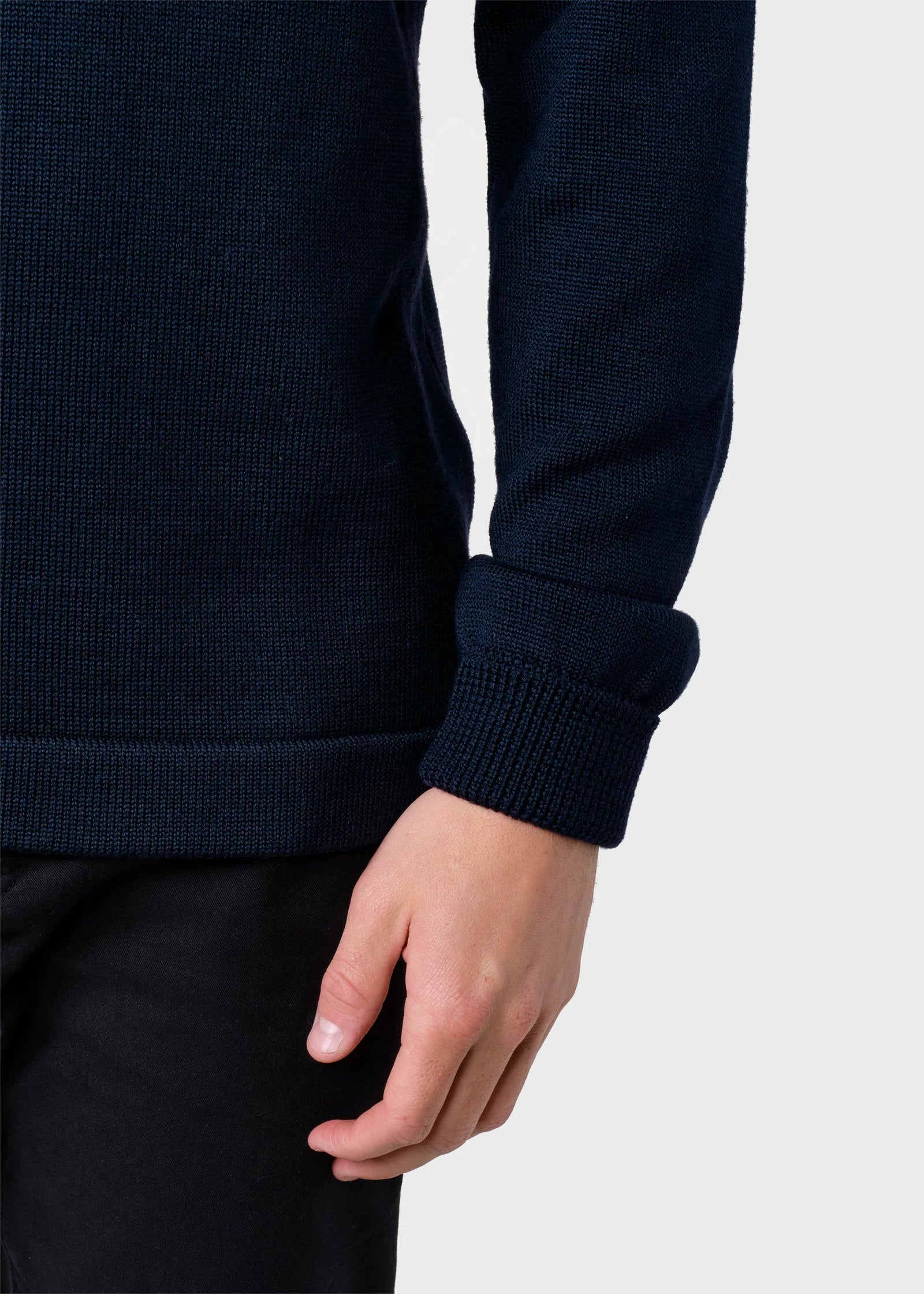 THORVALD KNIT RULLEKRAVE - NAVY