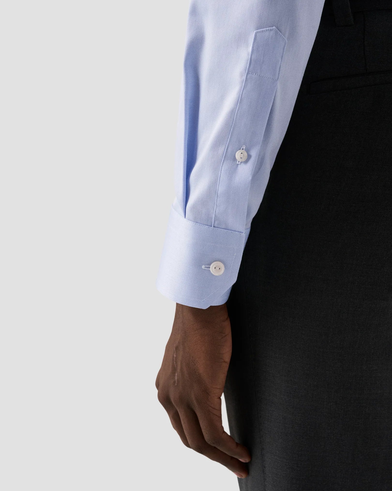 SIGNATURE TWILL SHIRT / SLIM FIT / EXTREME CUT AWAY FLIP