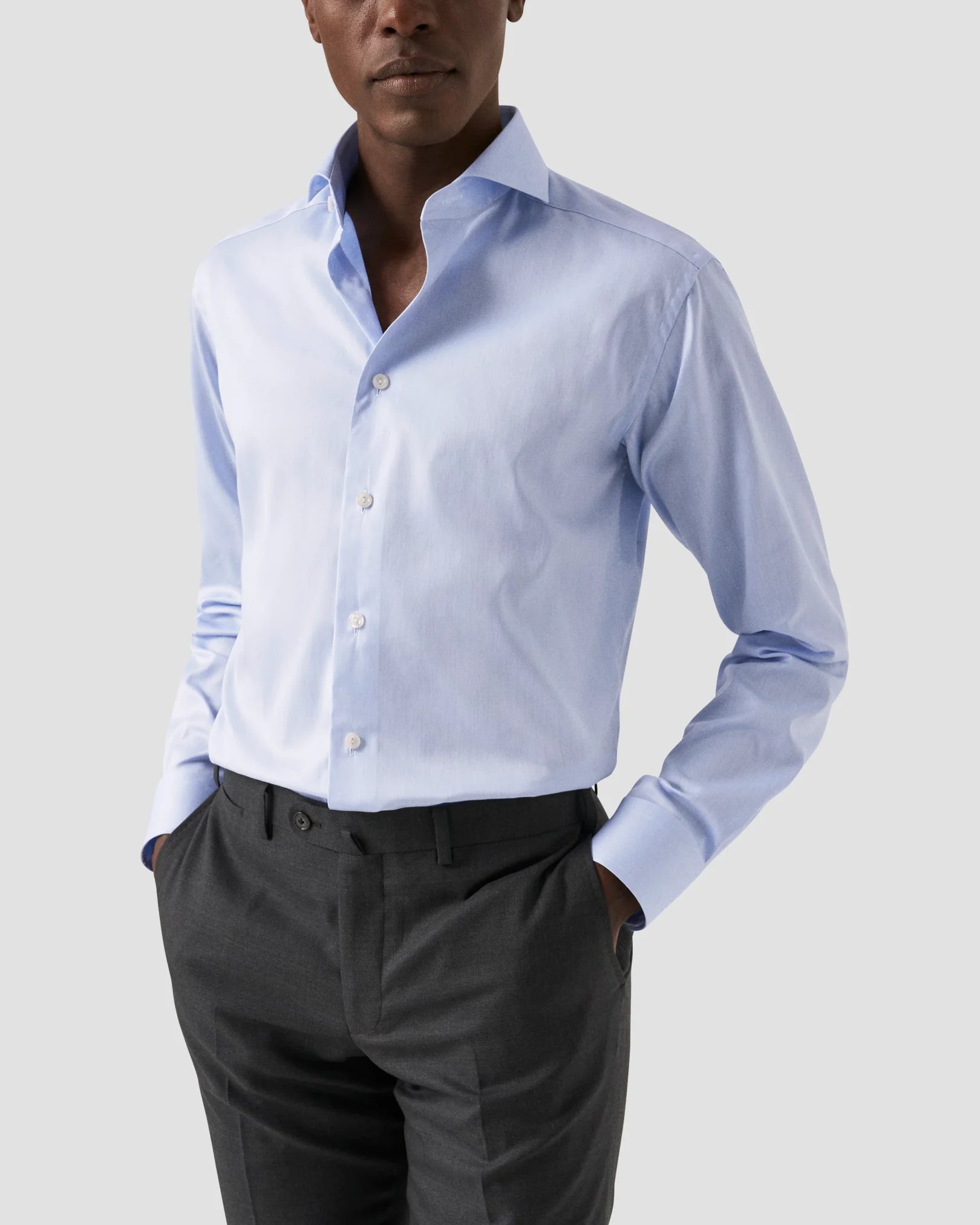 SIGNATURE TWILL SHIRT / SLIM FIT / EXTREME CUT AWAY FLIP