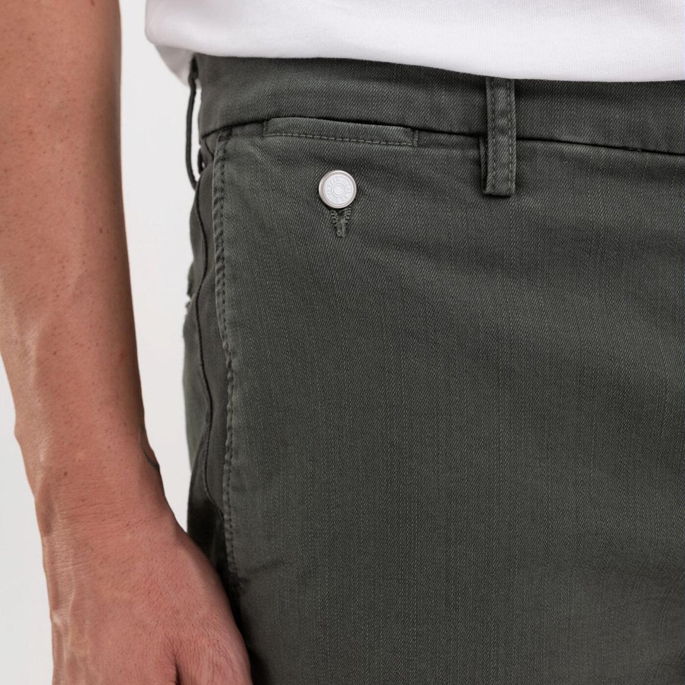 BENNI CHINO