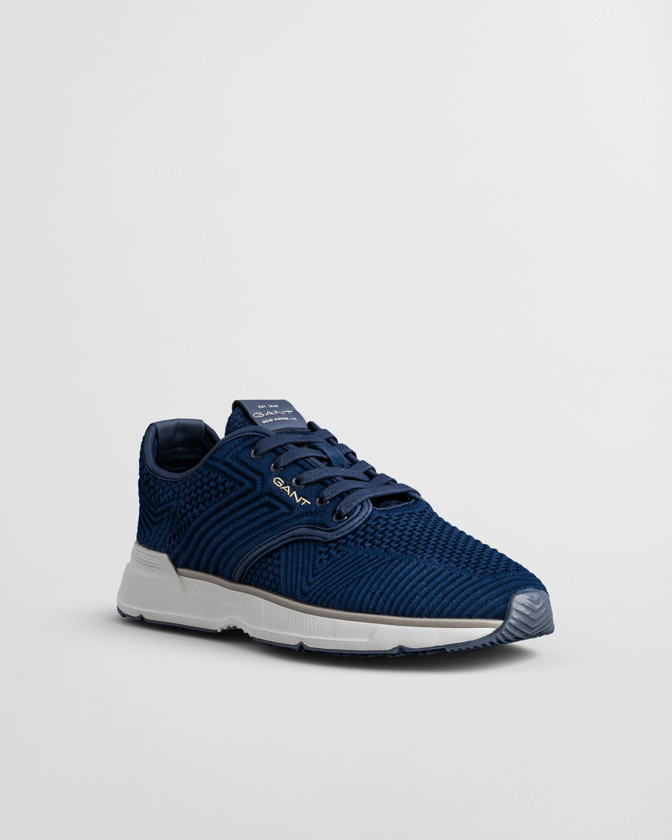 BEEKER SNEAKERS