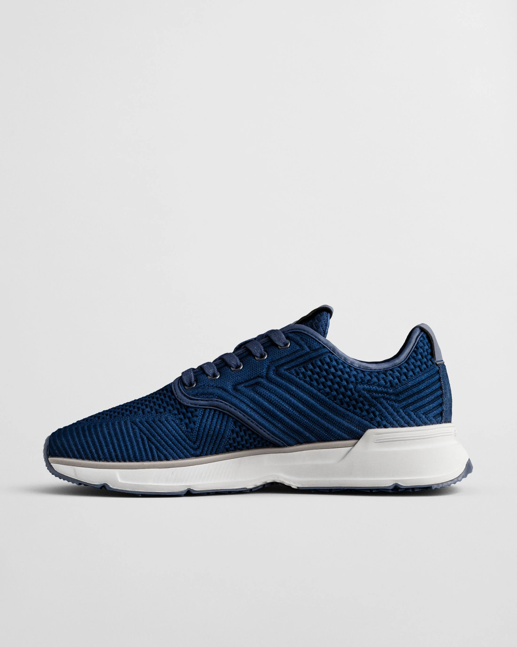 BEEKER SNEAKERS