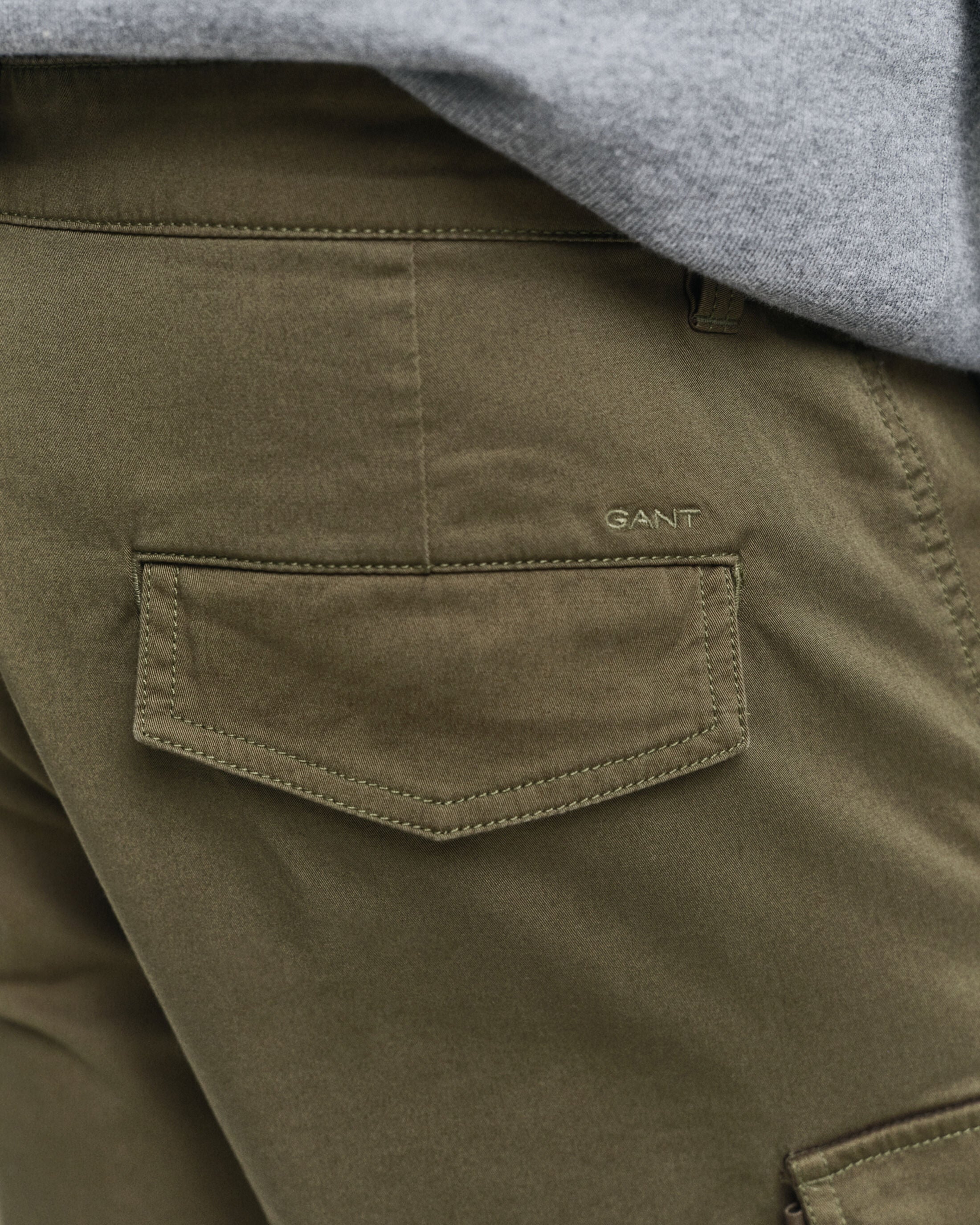 RELAXED TWILL CARGO SHORTS